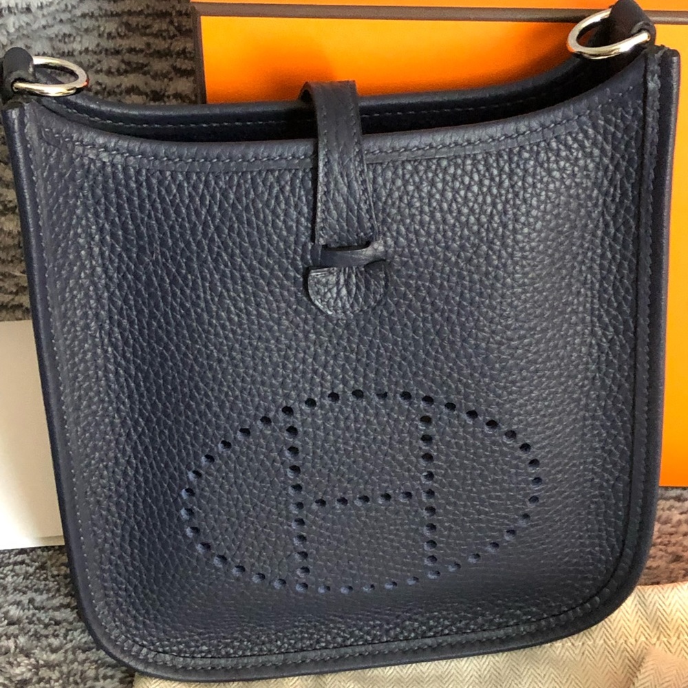 Hermes Mini Evelyne Bleu Nuit, Bleu Indigo strap